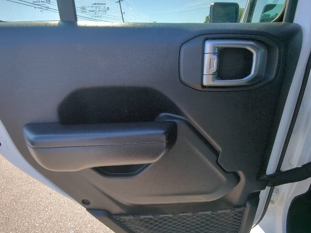 Used 2018 Jeep Wrangler Unlimited Sport S AWD/4WD image 23