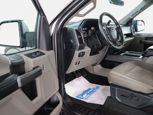 Used 2020 Ford F150 XLT w/ Equipment Group 302A Luxury image 3