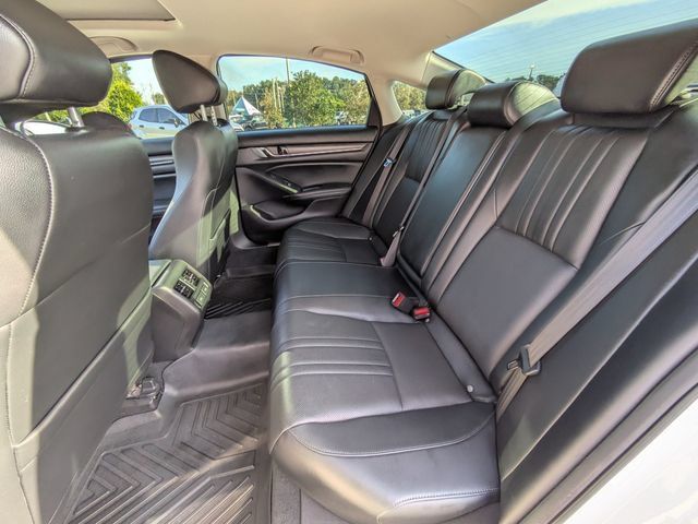 Used 2022 Honda Accord Touring image 13