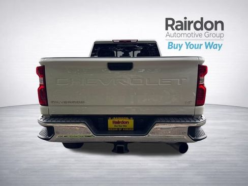 Used 2024 Chevrolet Silverado 3500 LT w/ Safety Package AWD/4WD image 6