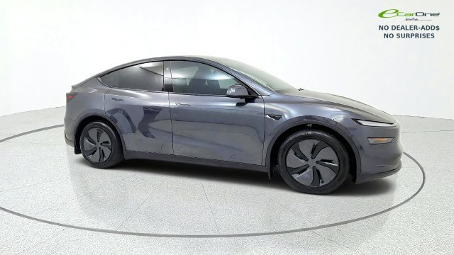 Used 2026 Tesla Model Y AWD image 10