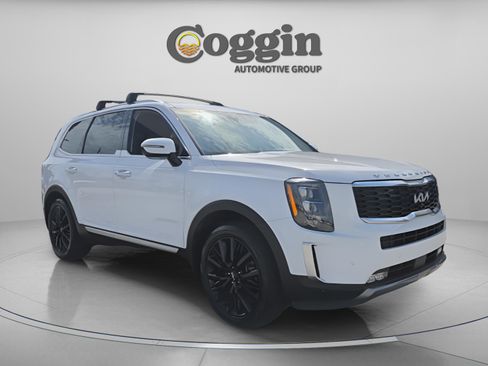 Used 2022 Kia Telluride SX w/ Towing Package FWD image 7