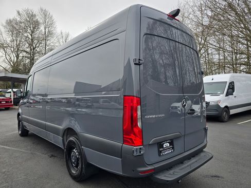 New 2025 Mercedes-Benz Sprinter 2500 image 4