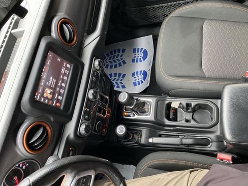 Used 2021 Jeep Gladiator Mojave w/ Cold Weather Group image 25