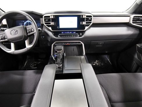 Used 2025 Toyota Sequoia SR5 AWD/4WD image 3