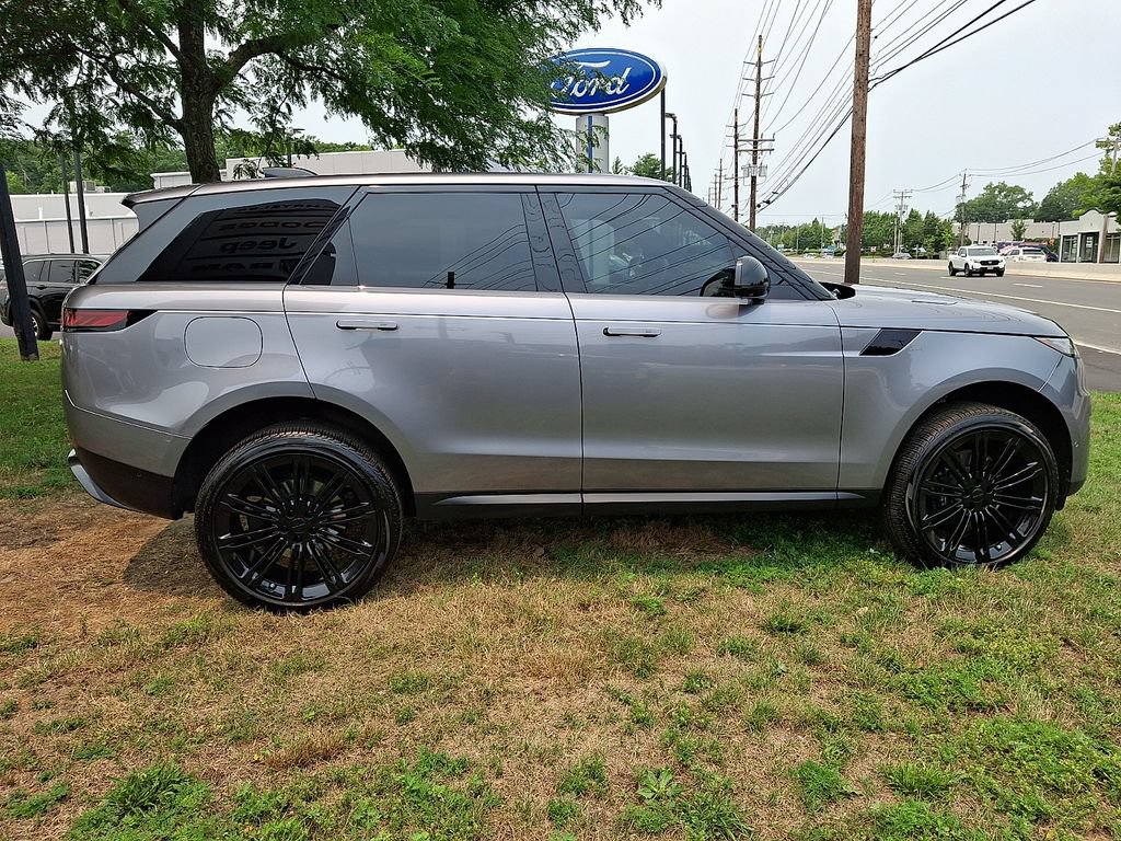 Used 2023 Land Rover Range Rover Sport SE AWD/4WD image 7