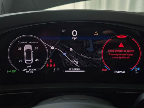 Certified 2025 Porsche Cayenne Coupe image 24