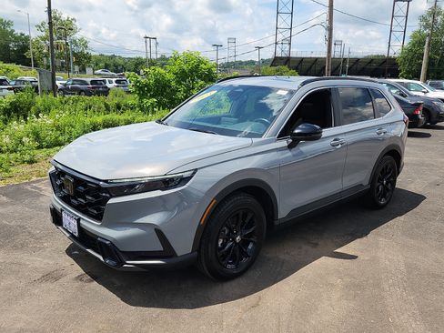 Used 2025 Honda CR-V Sport image 3