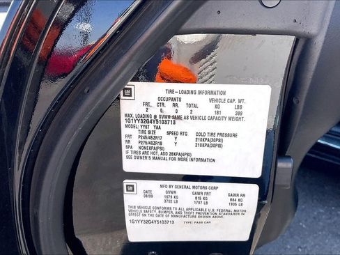 Used 2000 Chevrolet Corvette Convertible w/ Memory Pkg image 3