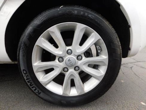 Used 2012 Kia Soul + image 9