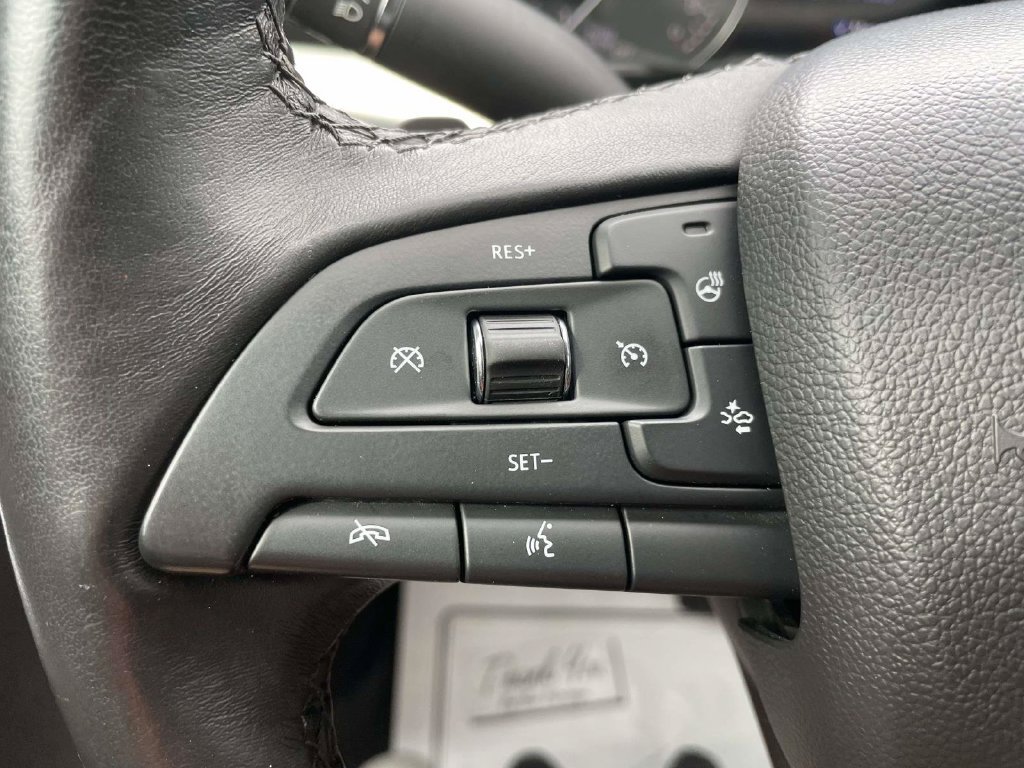 Used 2019 Cadillac XT4 Premium Luxury w/ Technology Package AWD/4WD image 27
