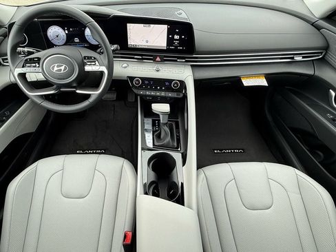 New 2026 Hyundai Elantra Limited FWD image 14