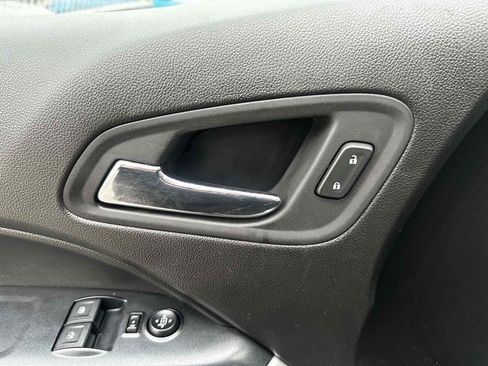 Used 2021 Chevrolet Colorado LT w/ Fleet Safety Package image 9