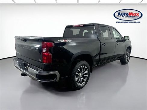 Used 2023 Chevrolet Silverado 1500 LT image 2
