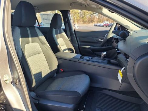 New 2026 Nissan Sentra SV w/ SV Convenience Package FWD image 10