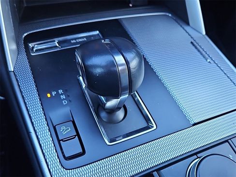 Used 2025 MAZDA CX-90 3.3 Turbo w/ Preferred Package image 17