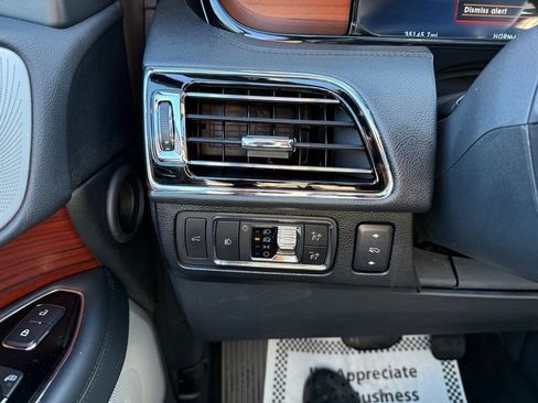 Used 2022 Lincoln Navigator Reserve w/ Equipment Group 201A image 30