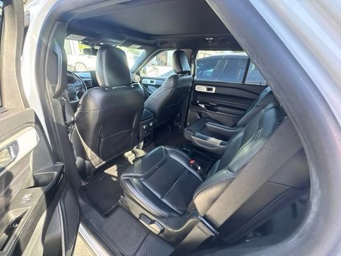 Used 2021 Ford Explorer ST w/ Equipment Group 401A AWD/4WD image 2