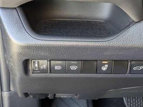 Used 2024 Toyota RAV4 XLE Premium image 23
