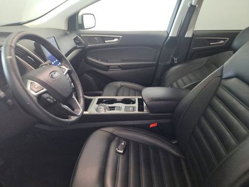 Used 2024 Ford Edge SEL image 17