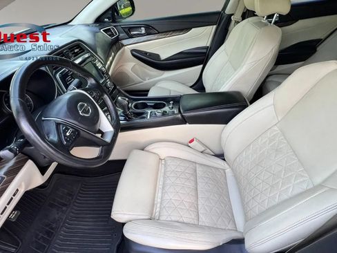Used 2017 Nissan Maxima Platinum FWD image 26
