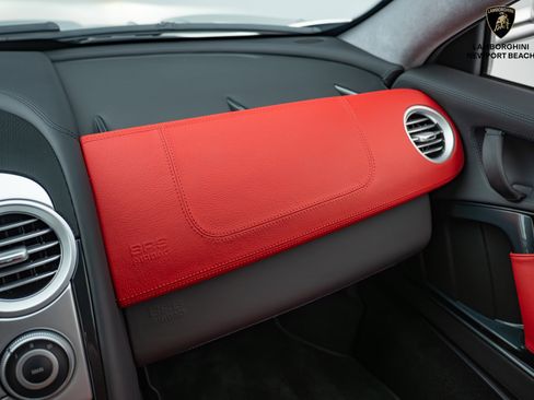 Used 2006 Mercedes-Benz SLR SLR McLaren image 35