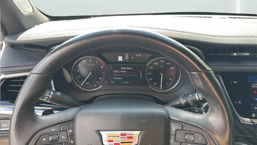 Used 2024 Cadillac XT6 Premium Luxury FWD image 14