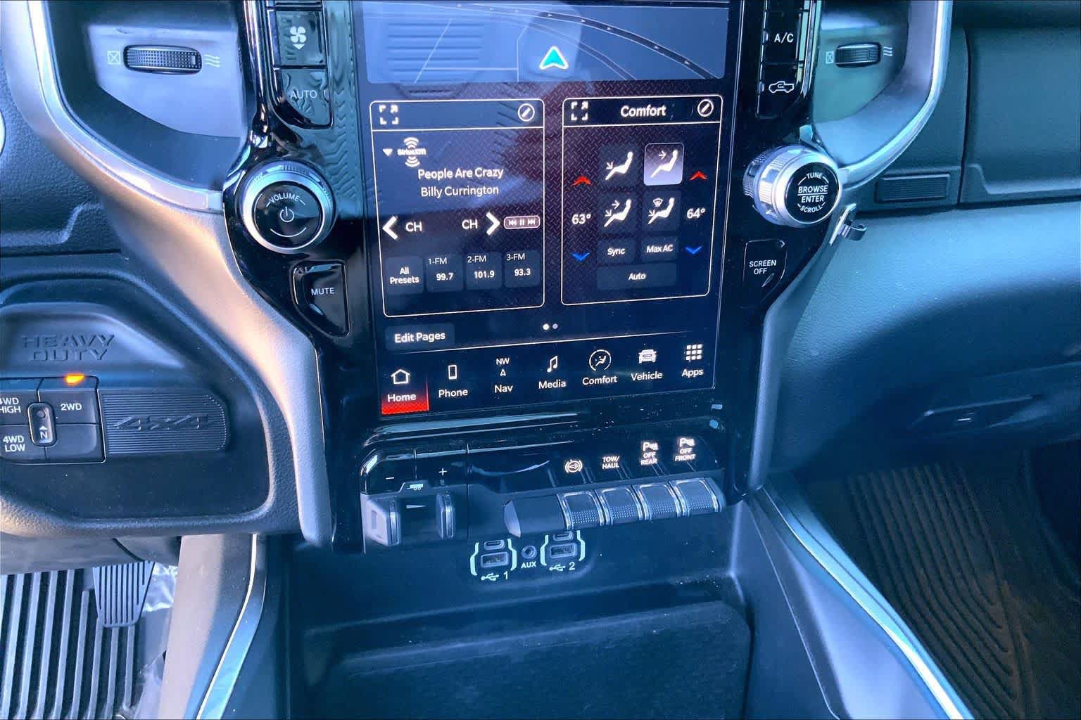 Used 2024 RAM 2500 Laramie w/ Night Edition AWD/4WD image 31