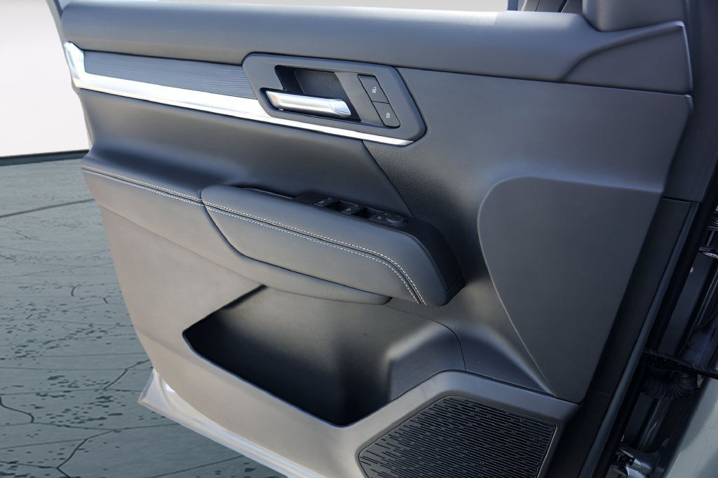 Used 2026 GMC Terrain Elevation FWD image 22