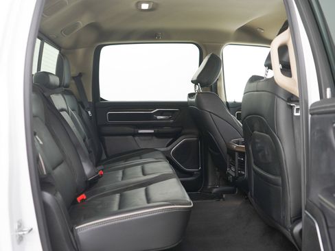 Used 2021 RAM 1500 Laramie AWD/4WD image 12