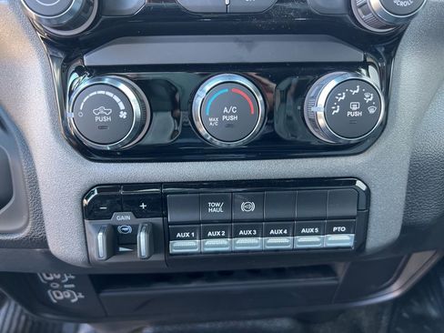 New 2026 RAM 5500 Tradesman AWD/4WD image 19