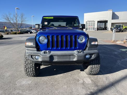 Used 2019 Jeep Wrangler Sport S image 8