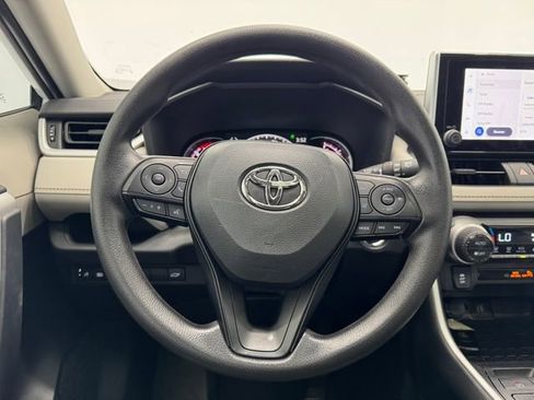 Used 2025 Toyota RAV4 XLE w/ Convenience Package FWD image 24