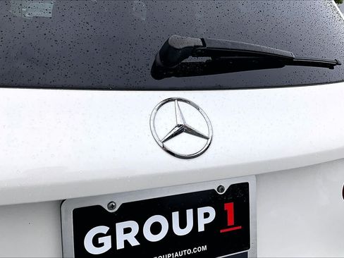 Used 2017 Mercedes-Benz GLC 300 4MATIC image 31