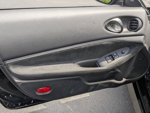 Certified 2024 Nissan Z Performance w/ Floor Mat Package image 13