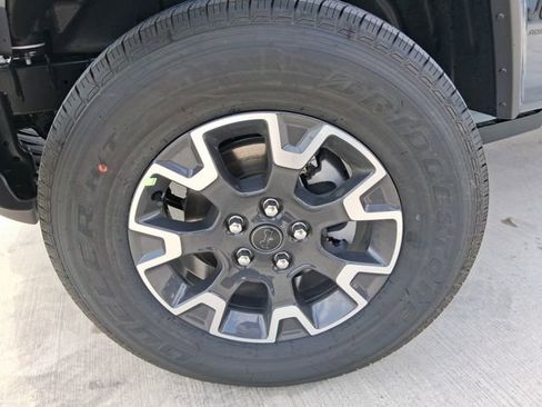 New 2026 Jeep Gladiator Sport image 12