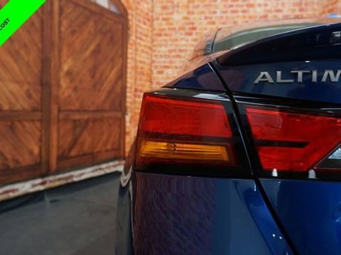 Certified 2023 Nissan Altima 2.5 SR w/ SR Premium Package image 75