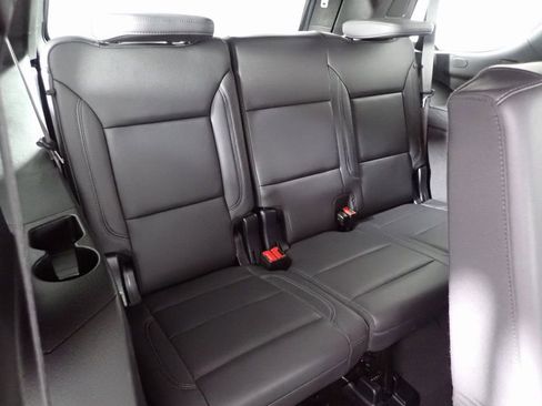 Used 2025 Chevrolet Tahoe Z71 image 36