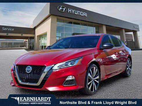 Used 2021 Nissan Altima 2.5 SR FWD image 1