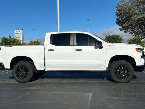 Used 2026 Chevrolet Silverado 1500 LT Trail Boss w/ Protection Package AWD/4WD image 3