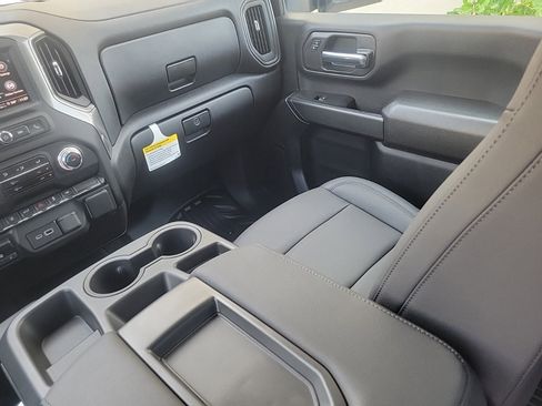 New 2025 GMC Sierra 2500 Pro w/ Convenience Package image 14