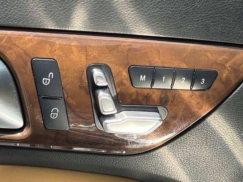 Used 2019 Mercedes-Benz SLC 300 image 16