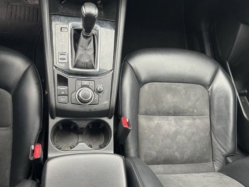 Used 2018 MAZDA CX-5 Touring image 16