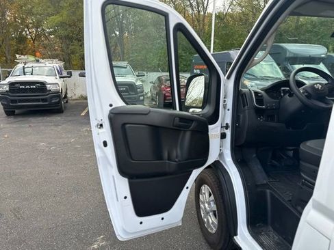 New 2024 RAM ProMaster 1500 w/ Quick Order Package 22G SLT image 16