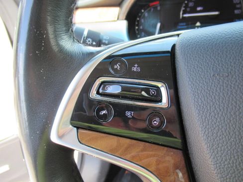 Used 2019 Cadillac XTS Luxury FWD image 22