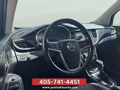 Used 2021 Buick Encore Preferred FWD image 18