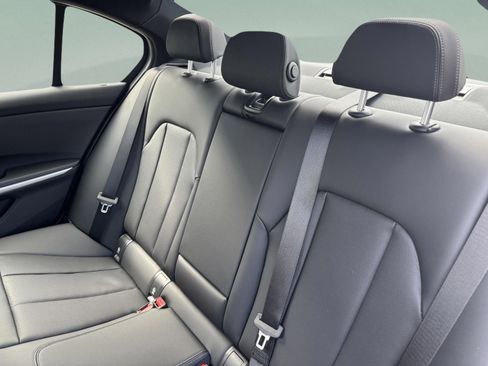 Used 2025 BMW 330i xDrive Sedan image 29