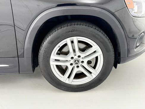 Used 2023 Mercedes-Benz GLB 250 image 31