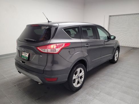 Used 2015 Ford Escape SE FWD image 9