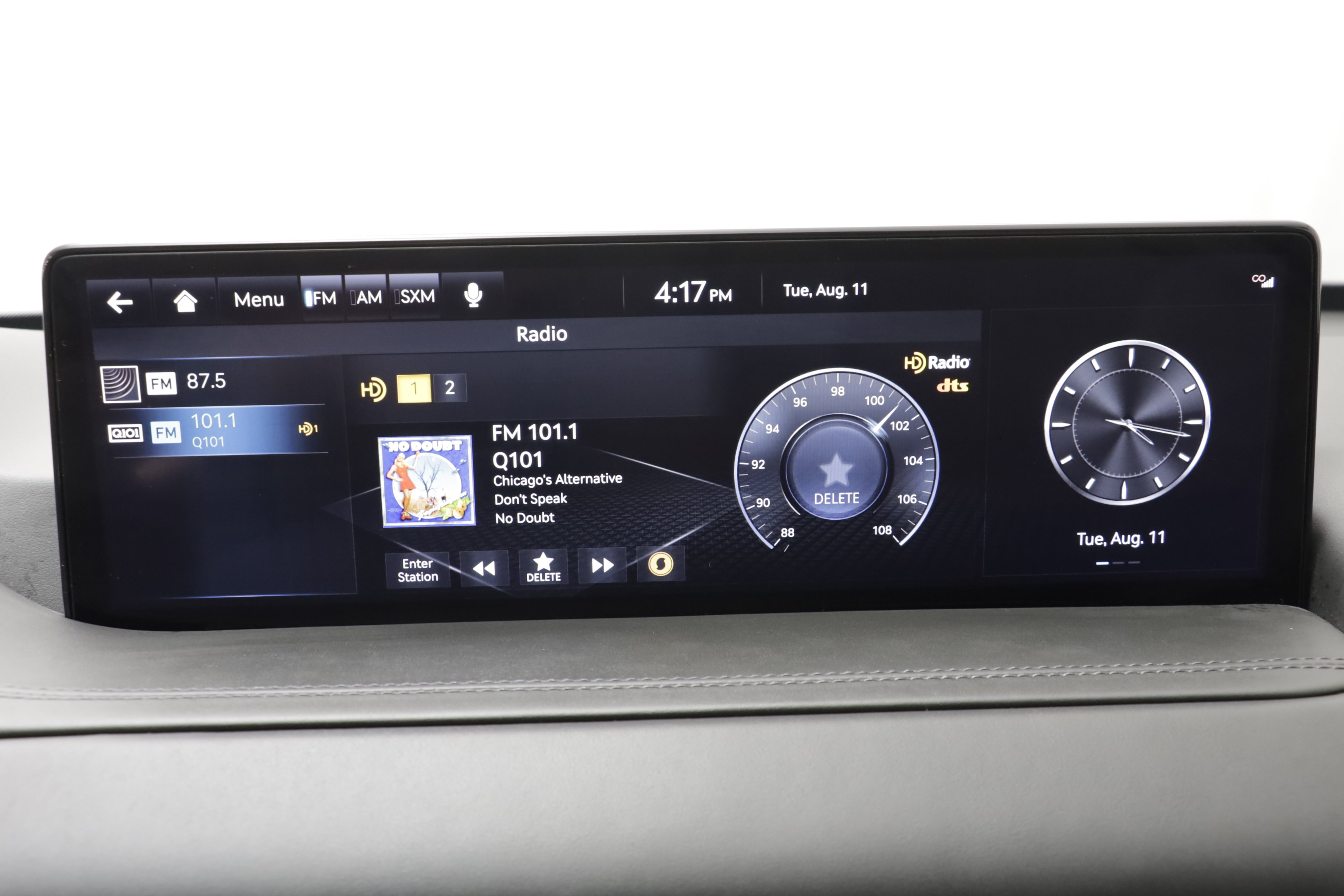 Used 2024 Genesis GV80 2.5T AWD/4WD image 9